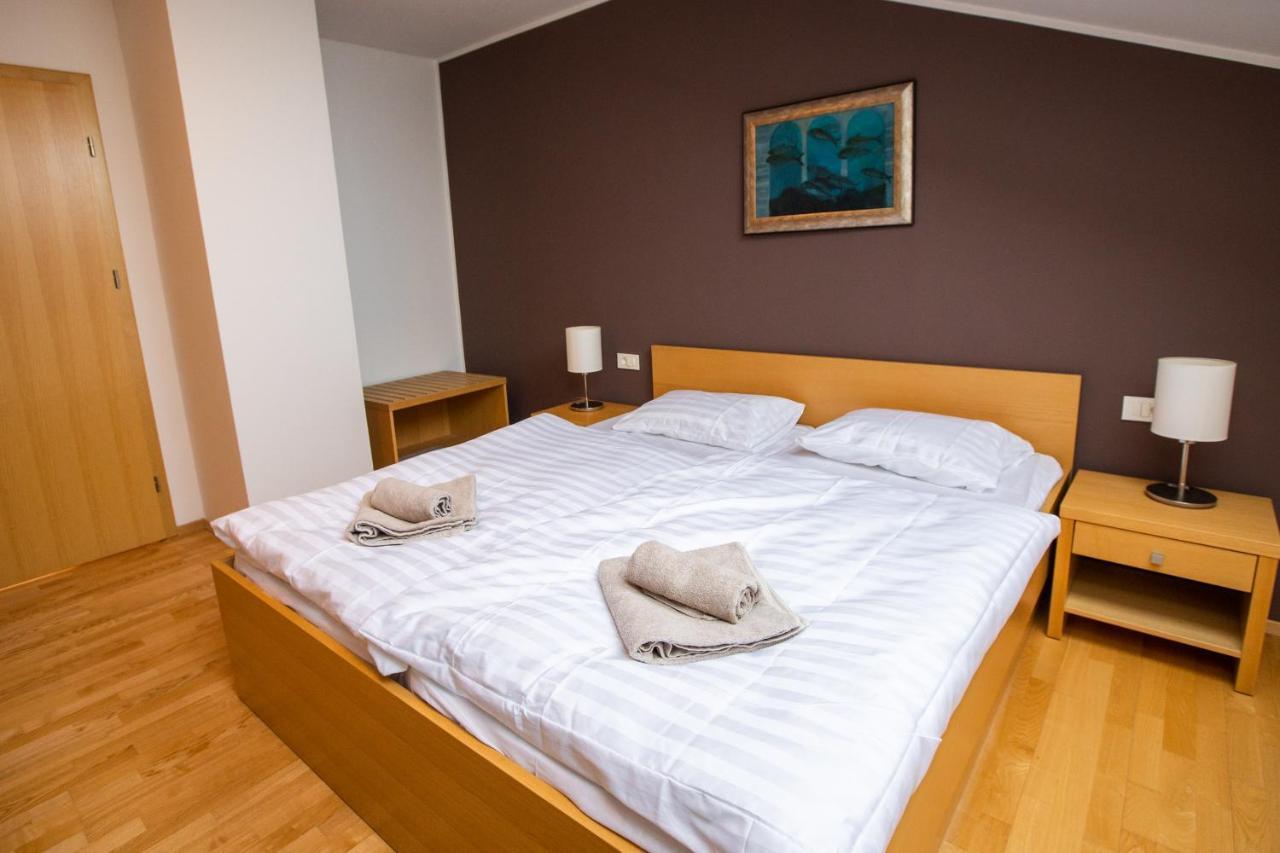 Pohorje Fox Duplex Apartment Marburg Exterior foto